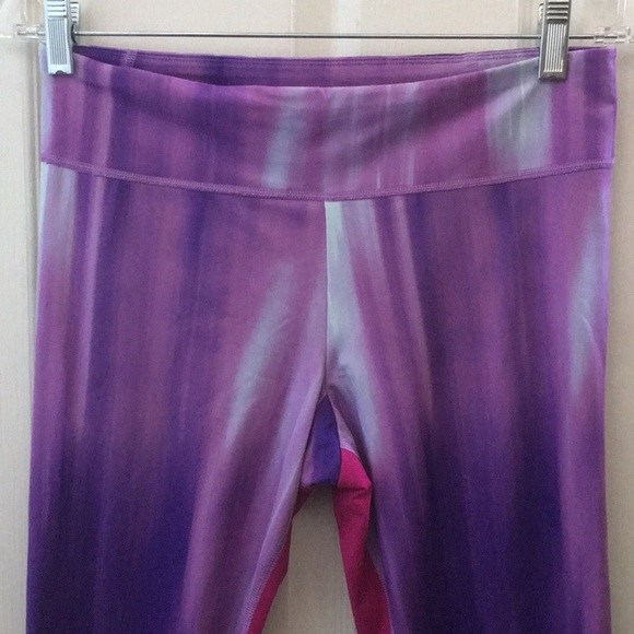 FINAL MARKDOWN Ladies’ Under Armour Fitted allseason gear Leggings (M) - Picture 2 of 11